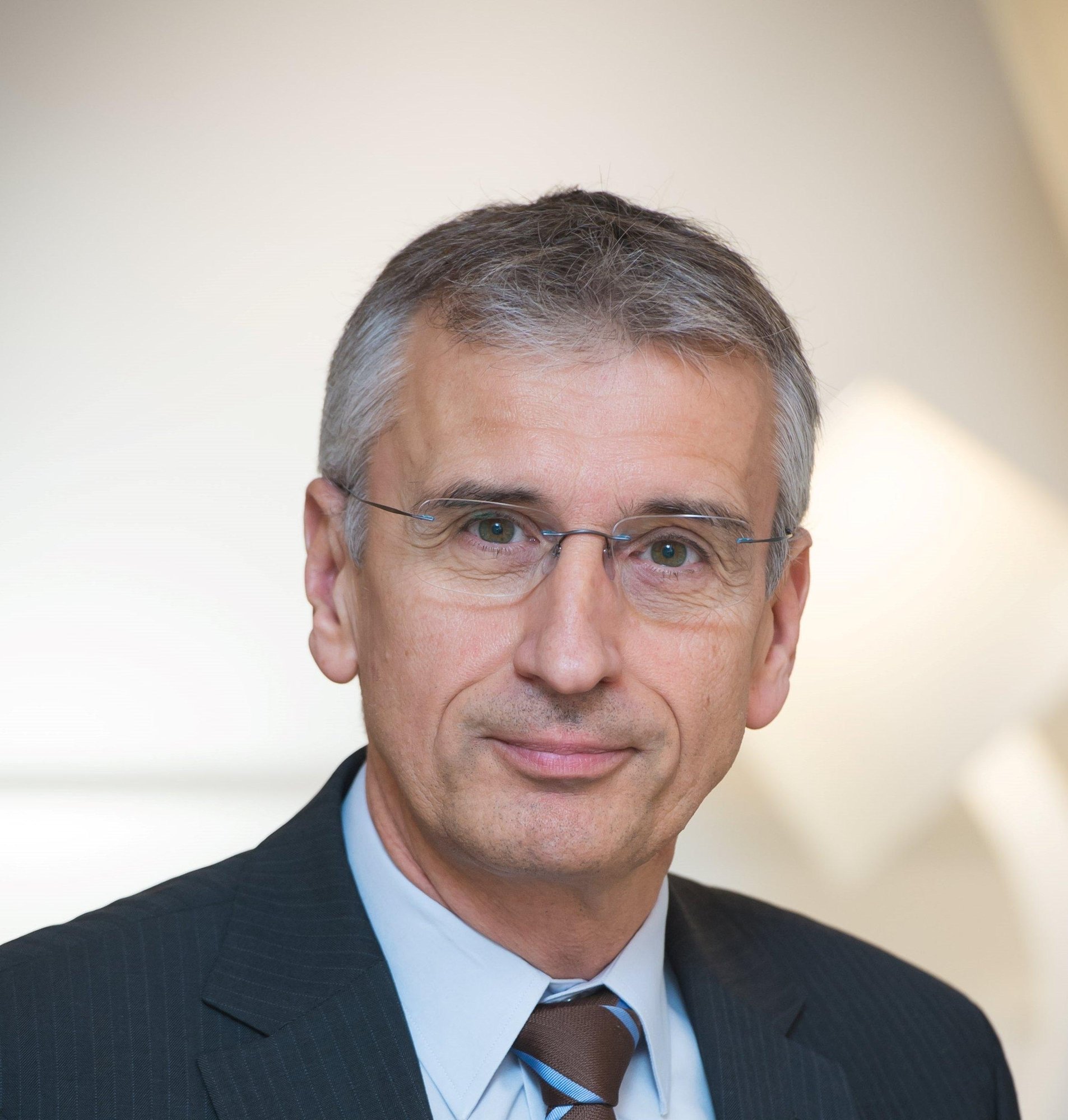 b03712df10202d66cc7235207560469abd9cf82de800cd8a2867de27e798b2f1